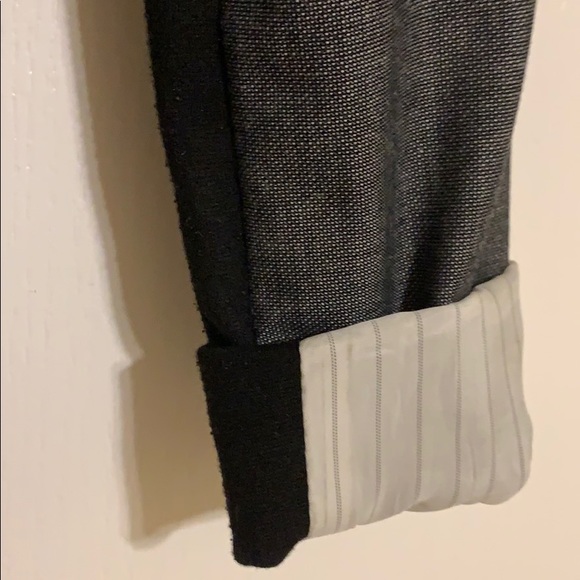 Blazer - Picture 3 of 8